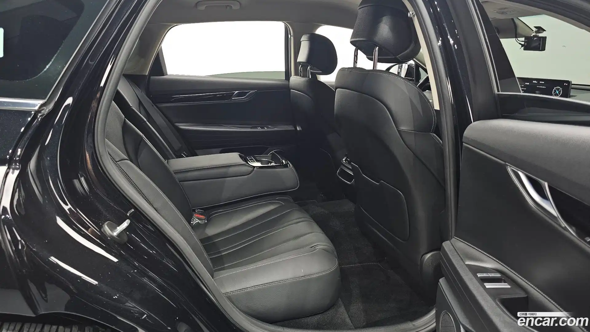 G80 Genesis 2022.8-INNER-036