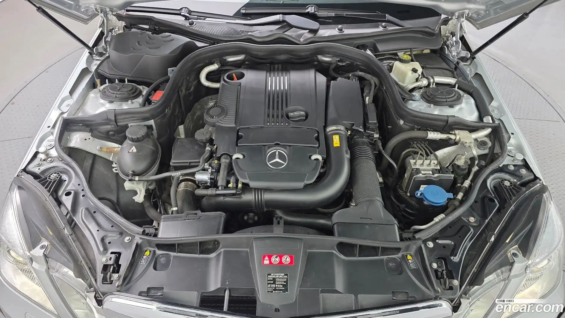 E-Class Mercedes-Benz 2010.5-OUTER-006