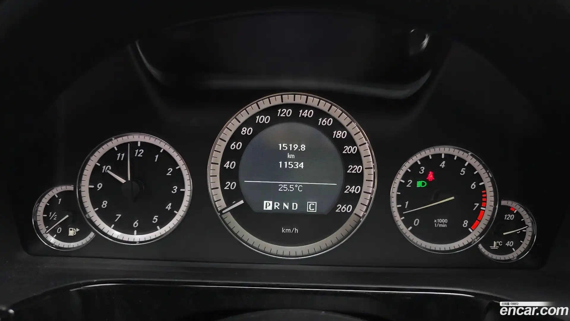 E-Class Mercedes-Benz 2010.5-INNER-008