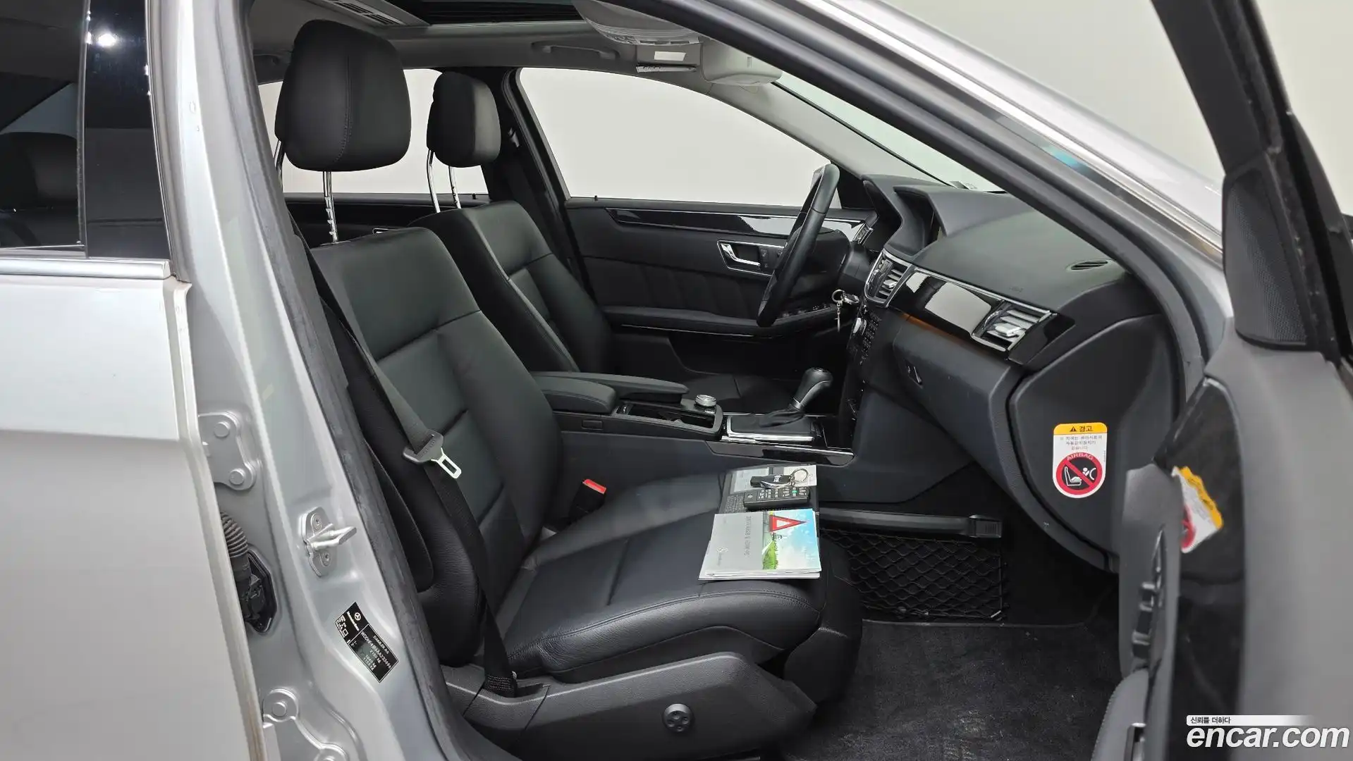 E-Class Mercedes-Benz 2010.5-OPTION-015