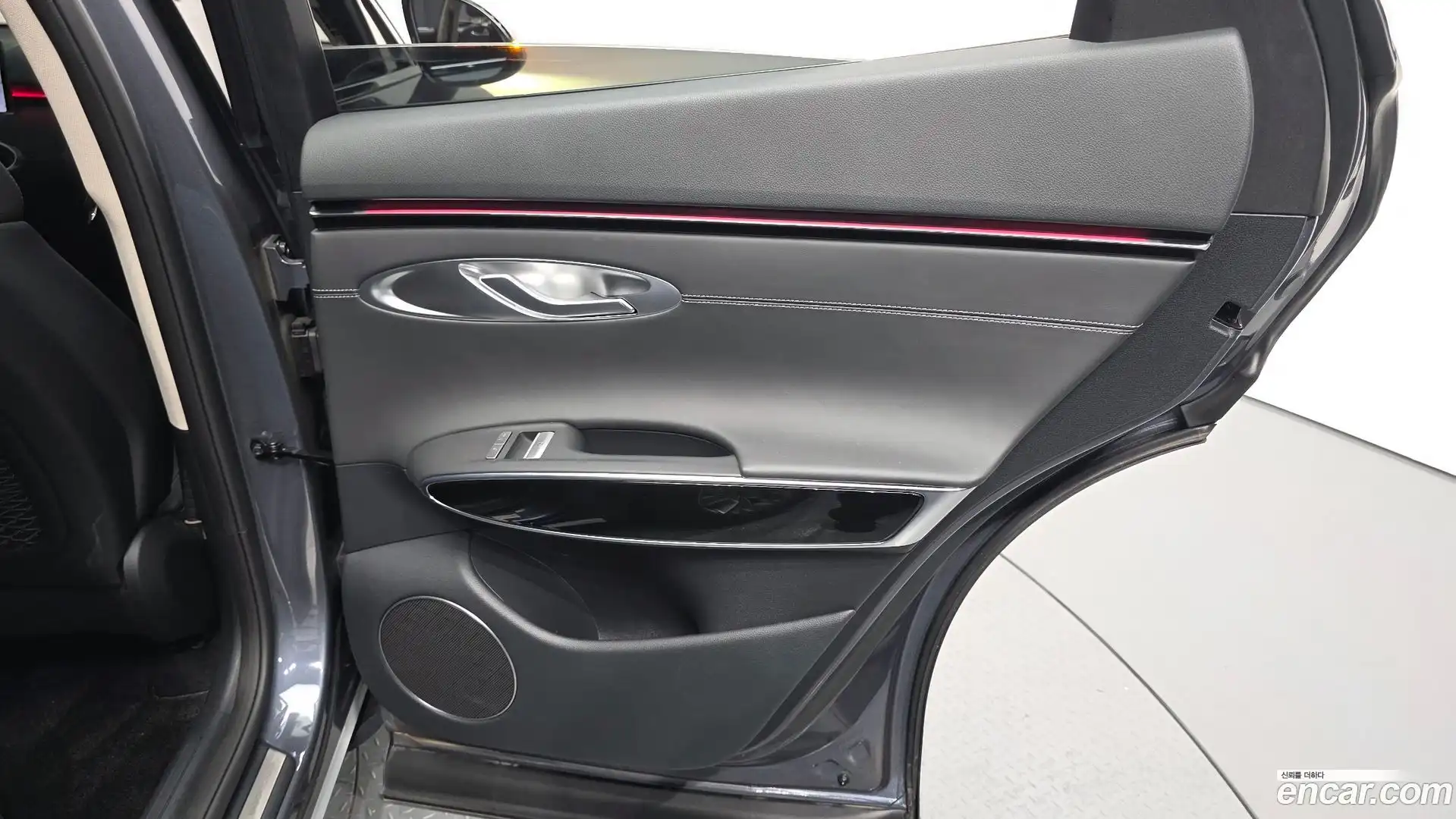 GV70 Genesis 2025.2-INNER-035