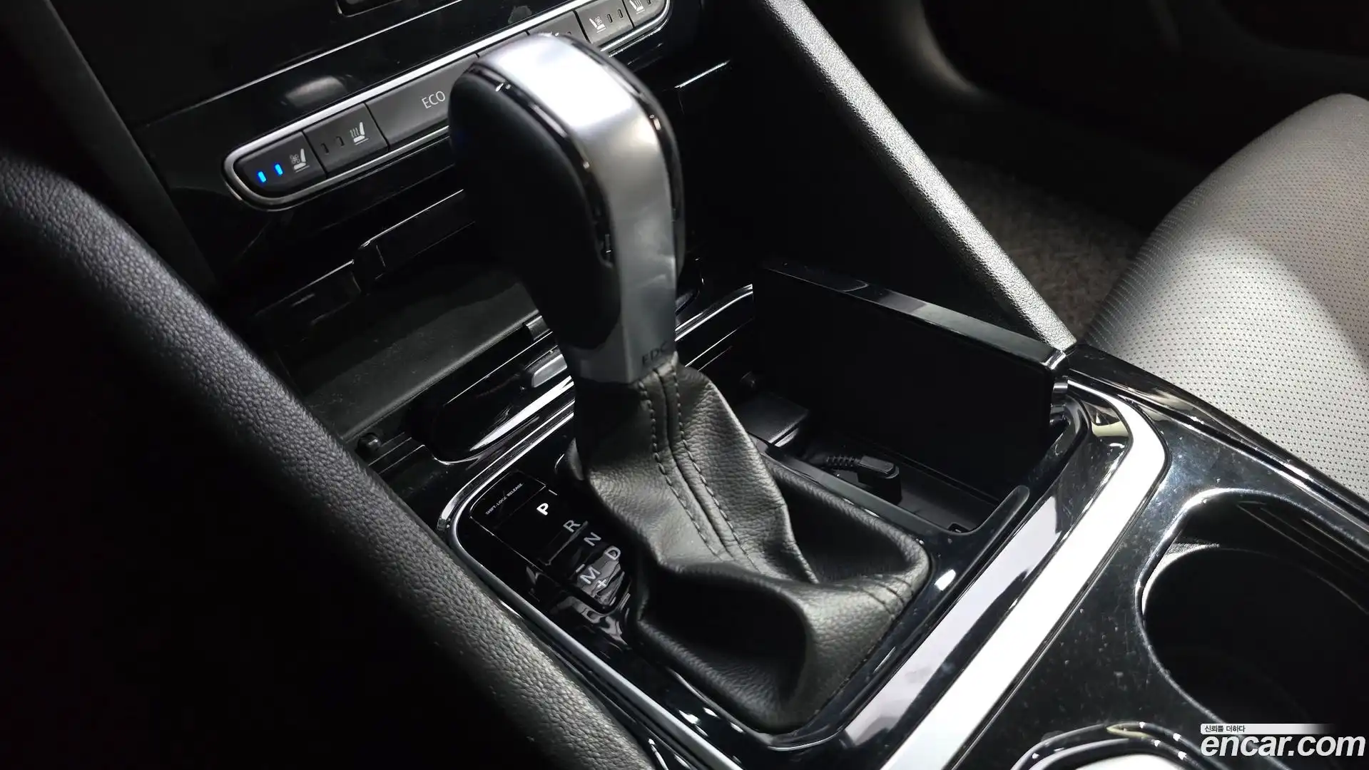 SM6 Renault Korea 2019.7-INNER-009