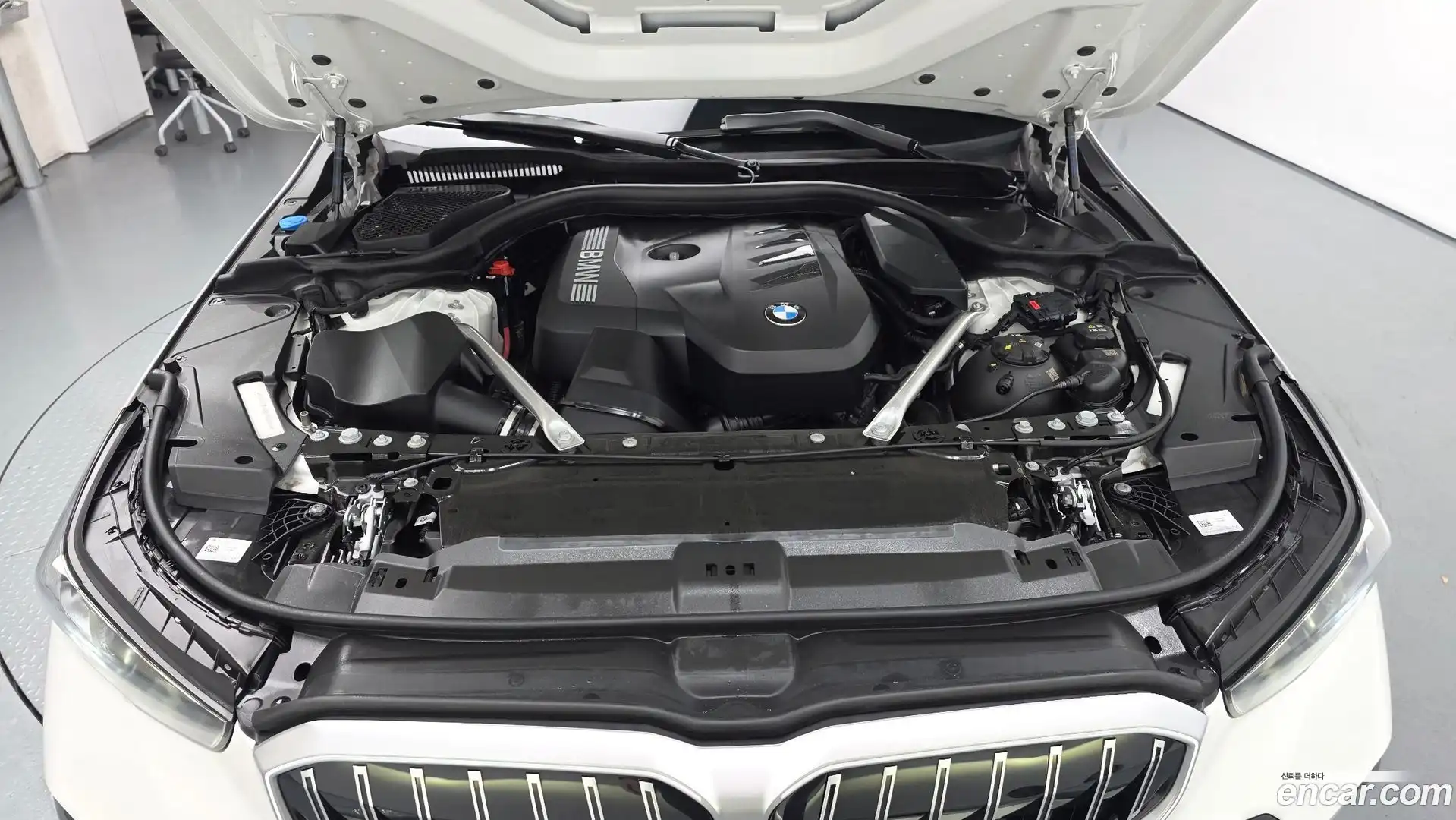 5-Series BMW 2025.5-OUTER-006