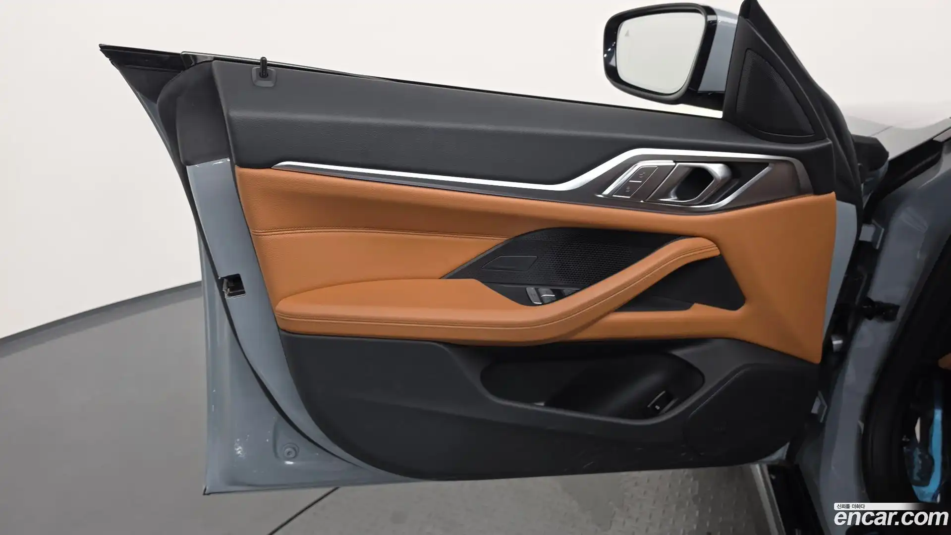 i4 BMW 2022.3-INNER-034