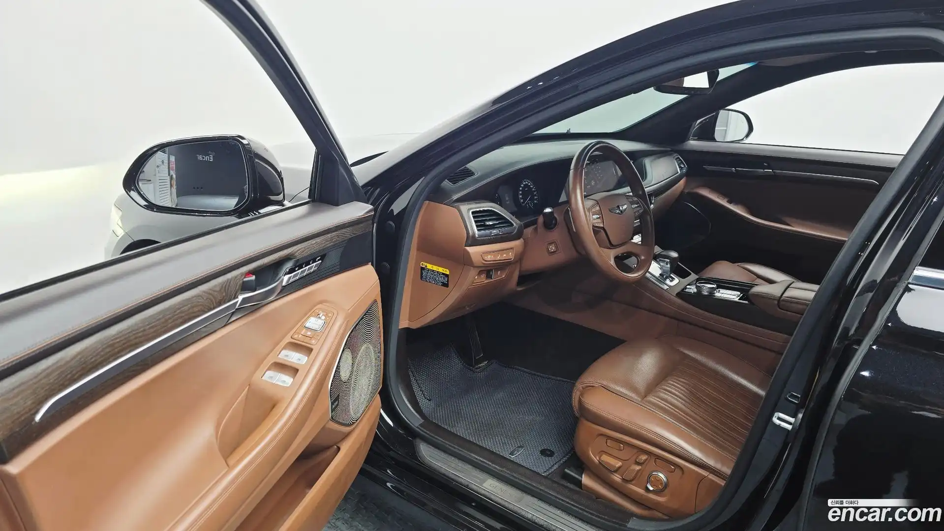 G90 Genesis 2019.4-INNER-010