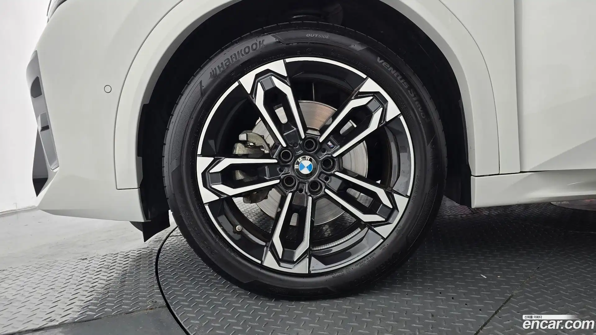 X2 (F39) BMW 2025.5-OUTER-005