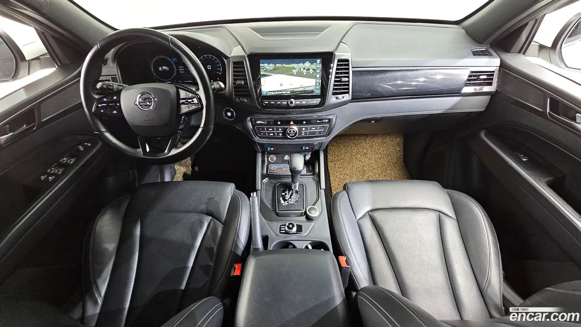 Rexton KG Mobility 2022.5-INNER-007
