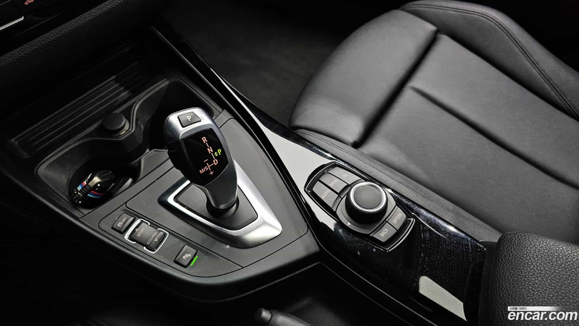 1-Series BMW 2016.8-INNER-009