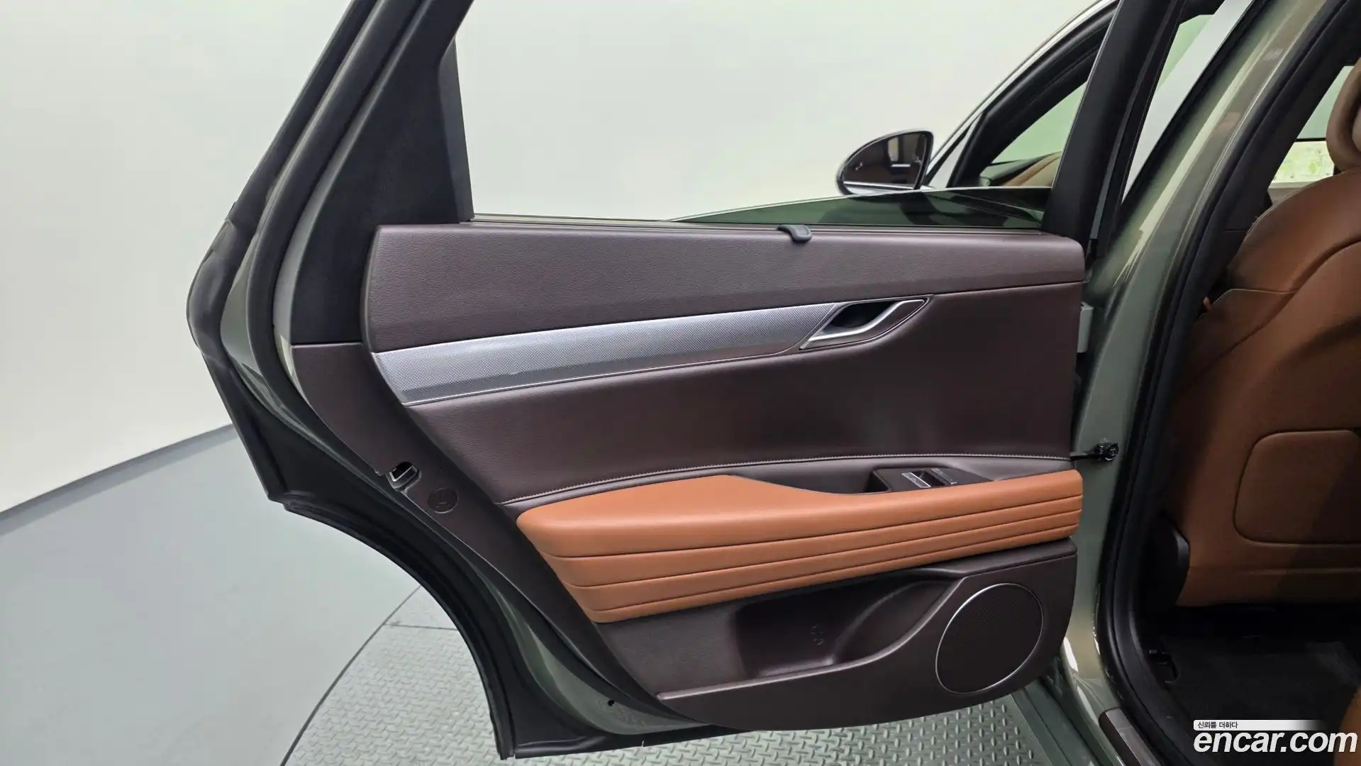 G80 Genesis 2020.8-INNER-035