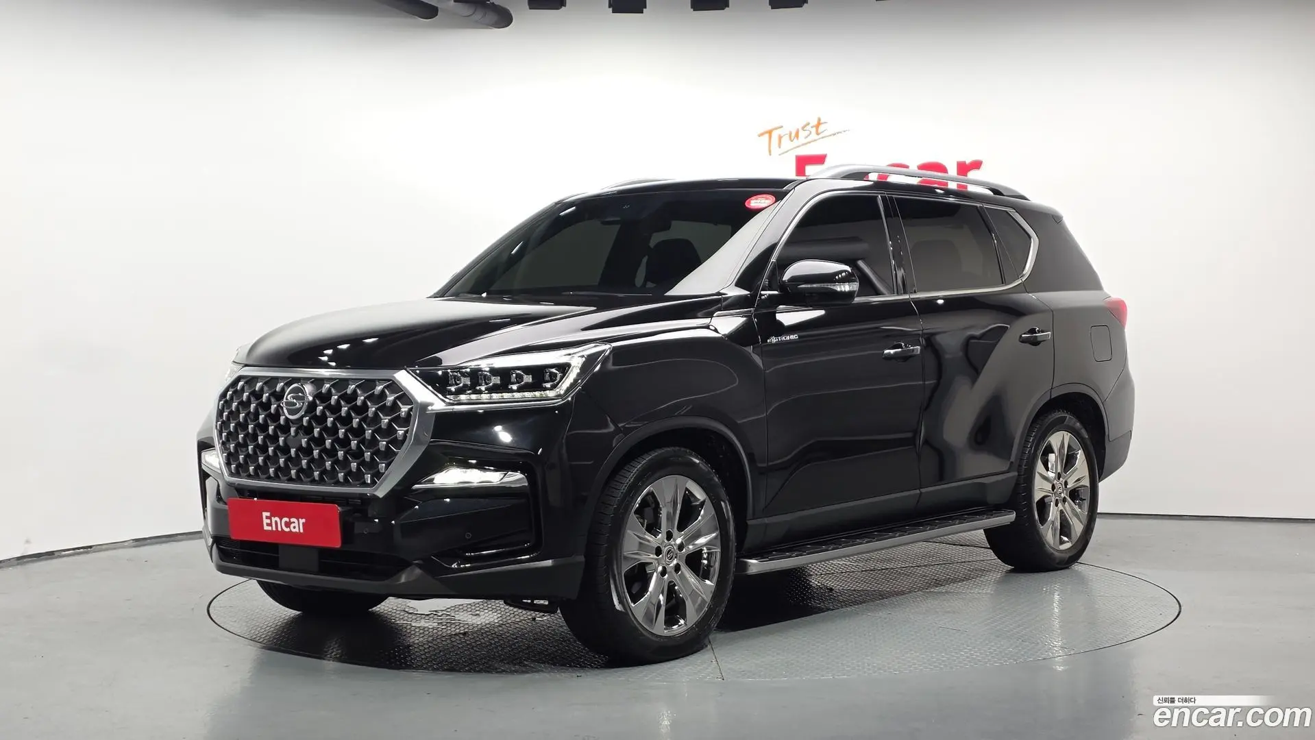 Main__Slider__Photo:Rexton KG Mobility 2020.10-0