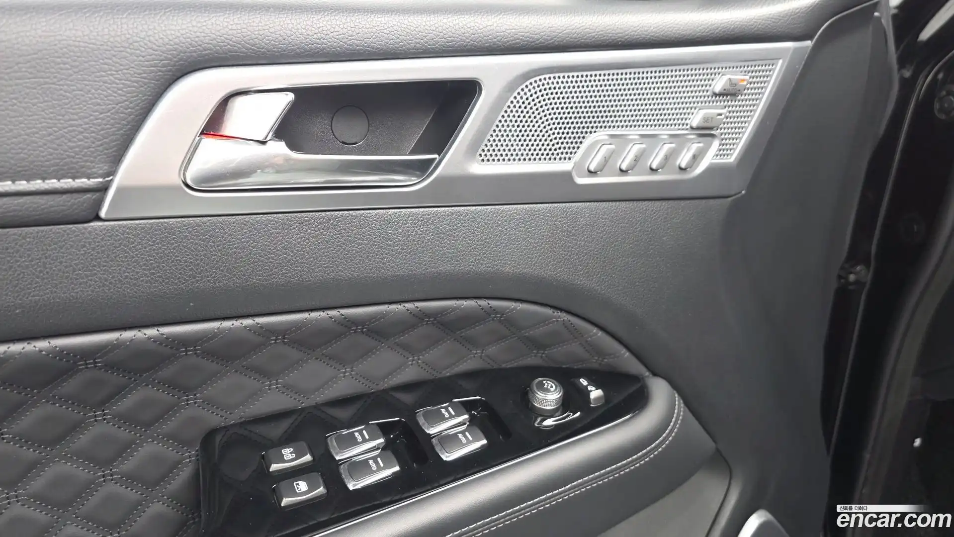 Rexton KG Mobility 2020.10-OPTION-041