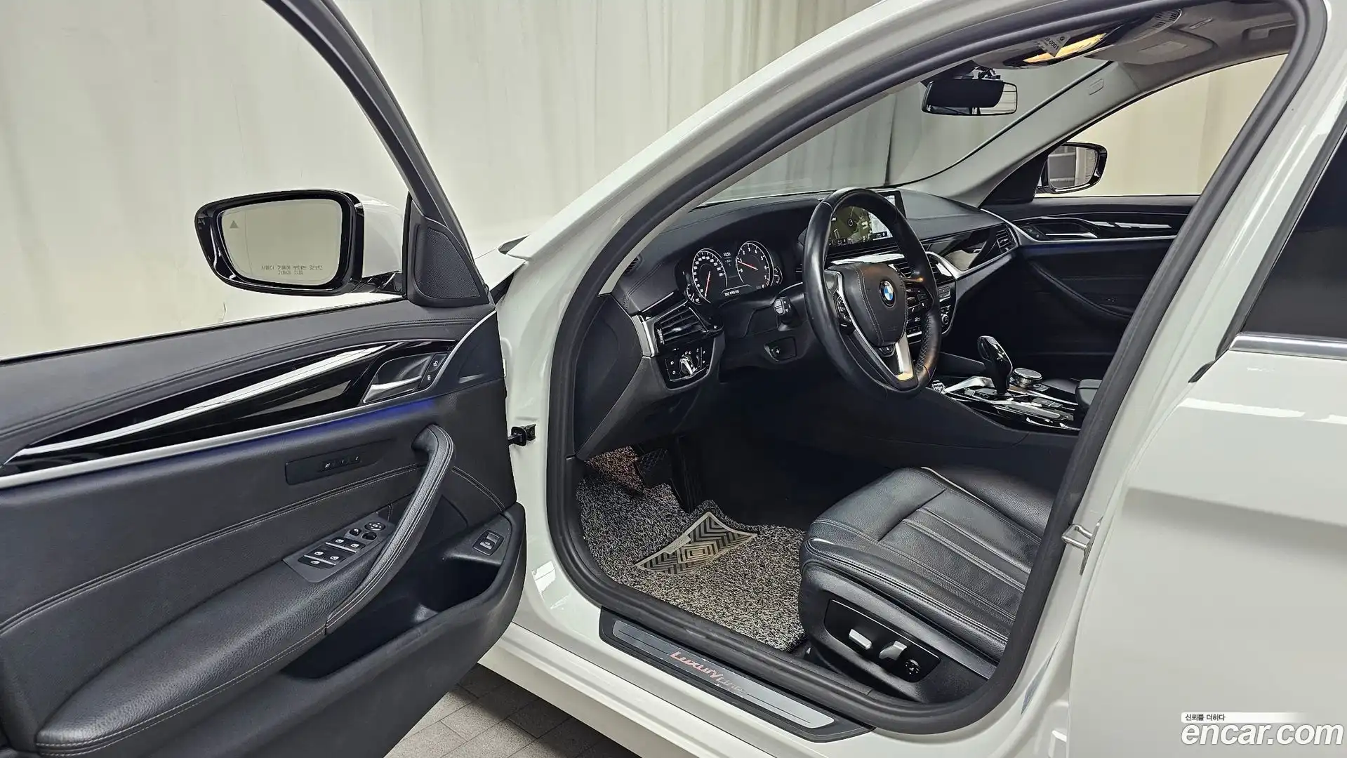 5-Series BMW 2018.11-INNER-010