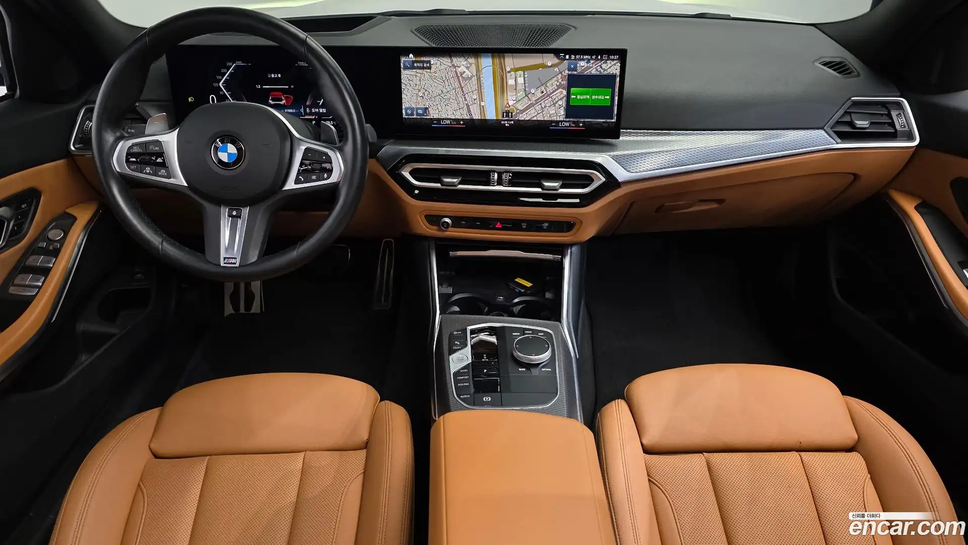 3-Series BMW 2023.4-INNER-007