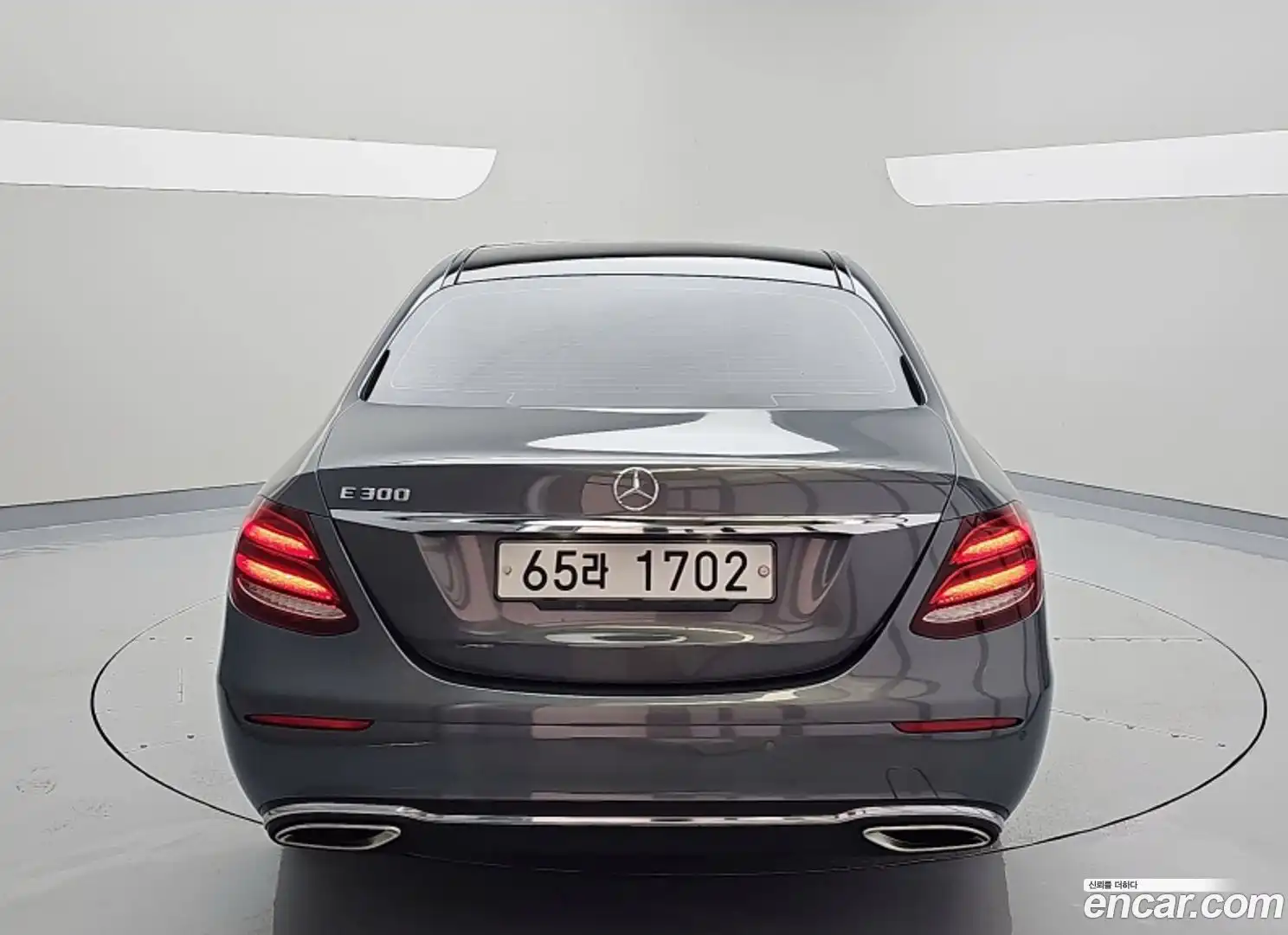 E-Class Mercedes-Benz 2017.3-OUTER-003