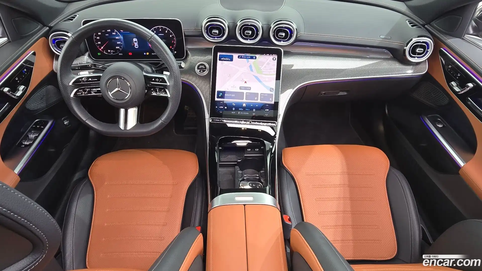 C-Class Mercedes-Benz 2025.2-INNER-007