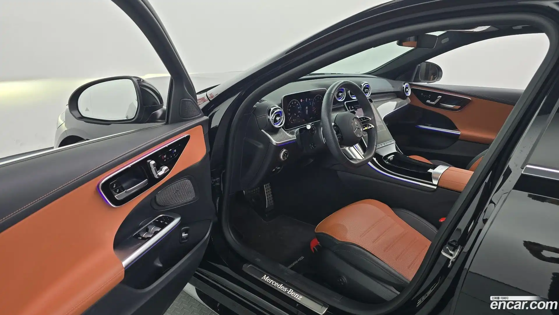 C-Class Mercedes-Benz 2025.2-INNER-010