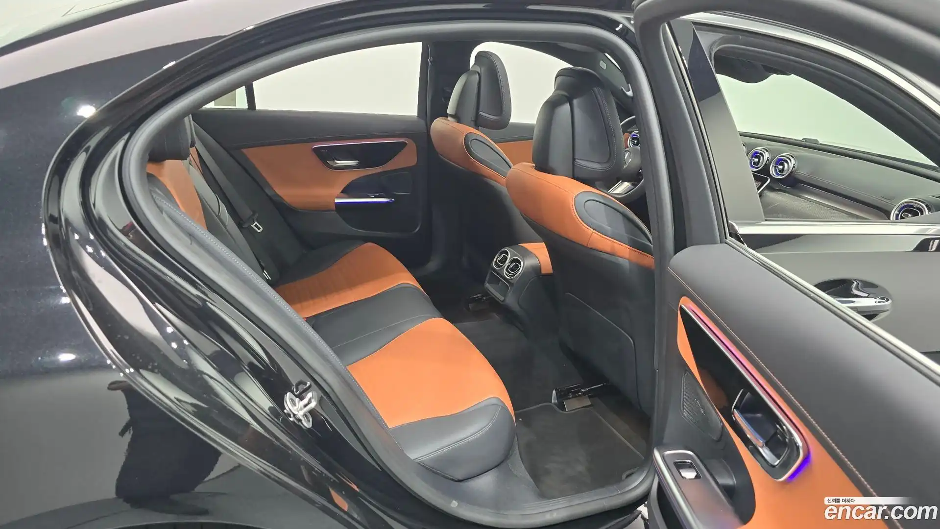 C-Class Mercedes-Benz 2025.2-OPTION-015