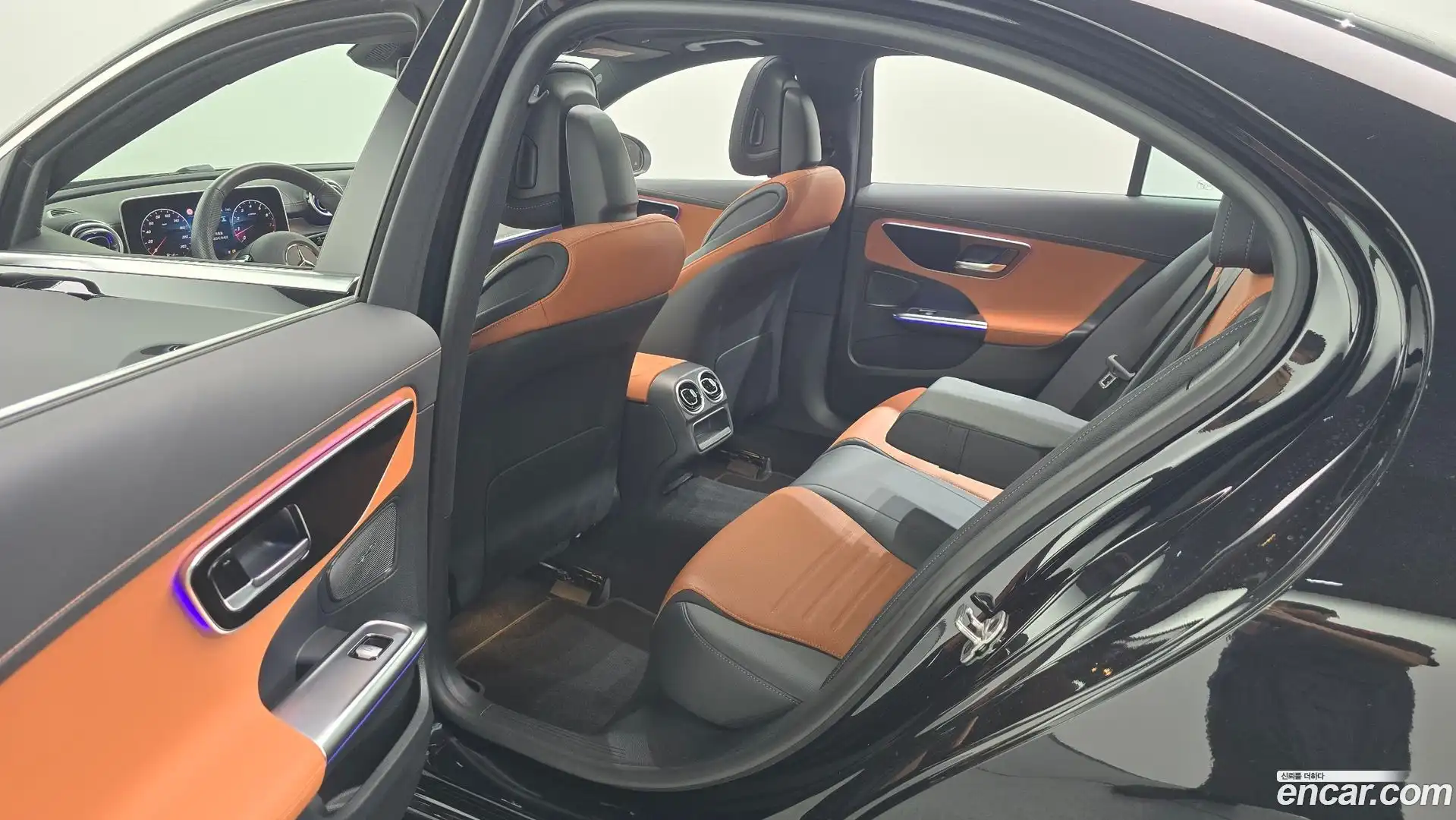 C-Class Mercedes-Benz 2025.2-OPTION-016