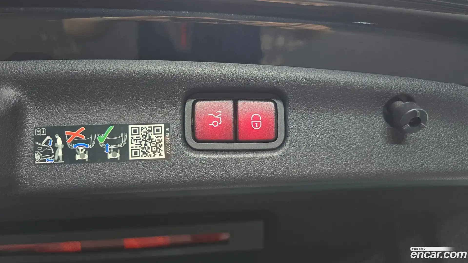 C-Class Mercedes-Benz 2025.2-OPTION-021