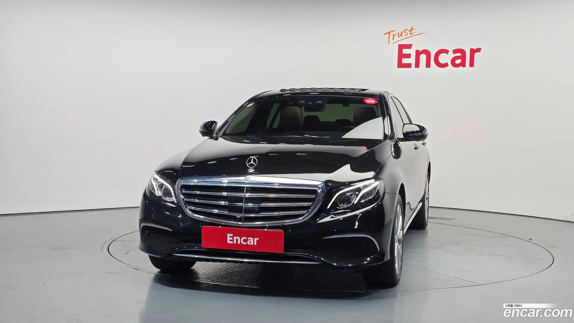 E-Class Mercedes-Benz 2020.2-OUTER-003
