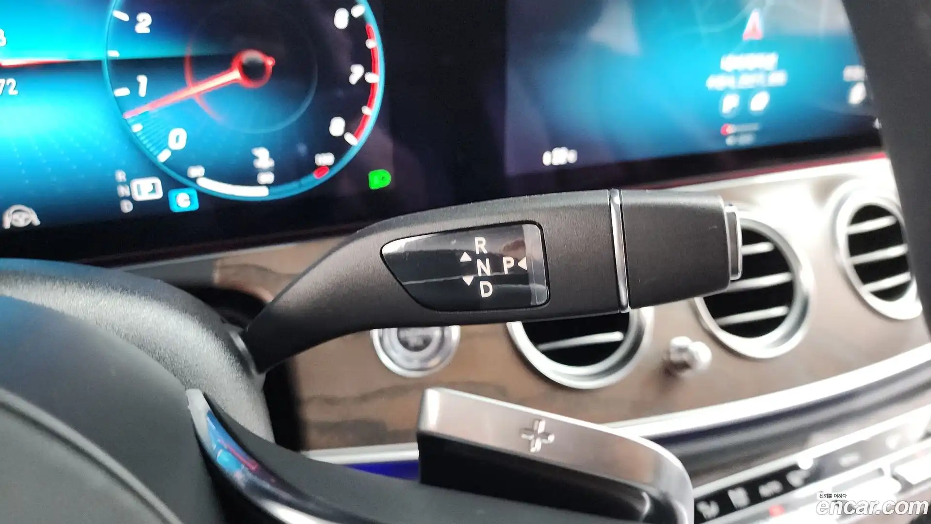 E-Class Mercedes-Benz 2023.7-INNER-009