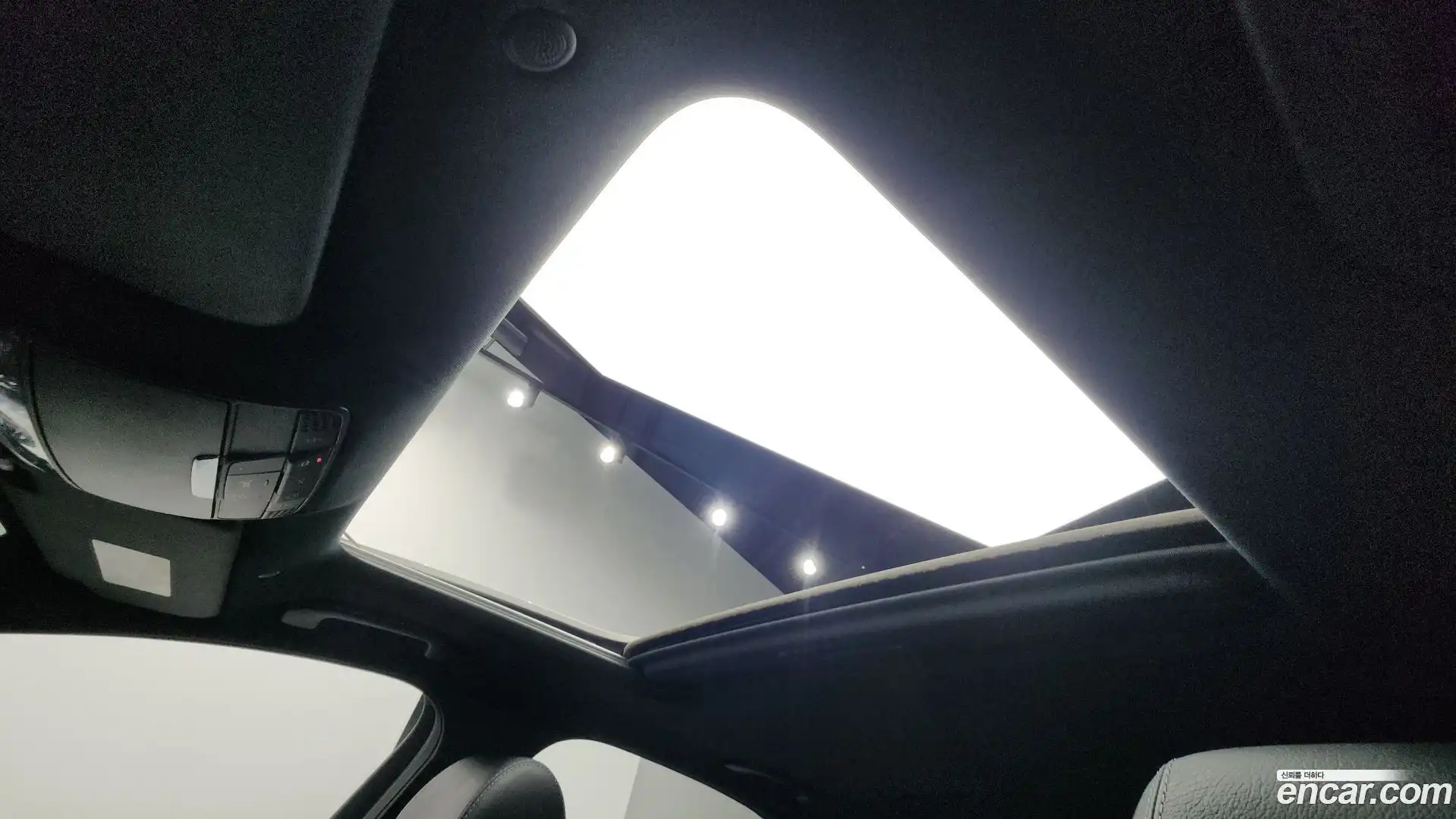 E-Class Mercedes-Benz 2023.7-OPTION-020