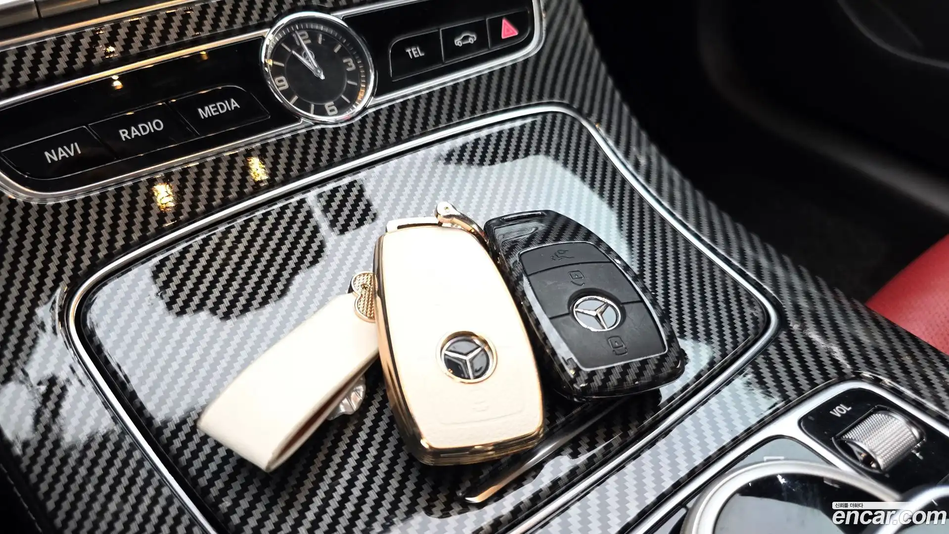 E-Class Mercedes-Benz 2018.5-OPTION-041