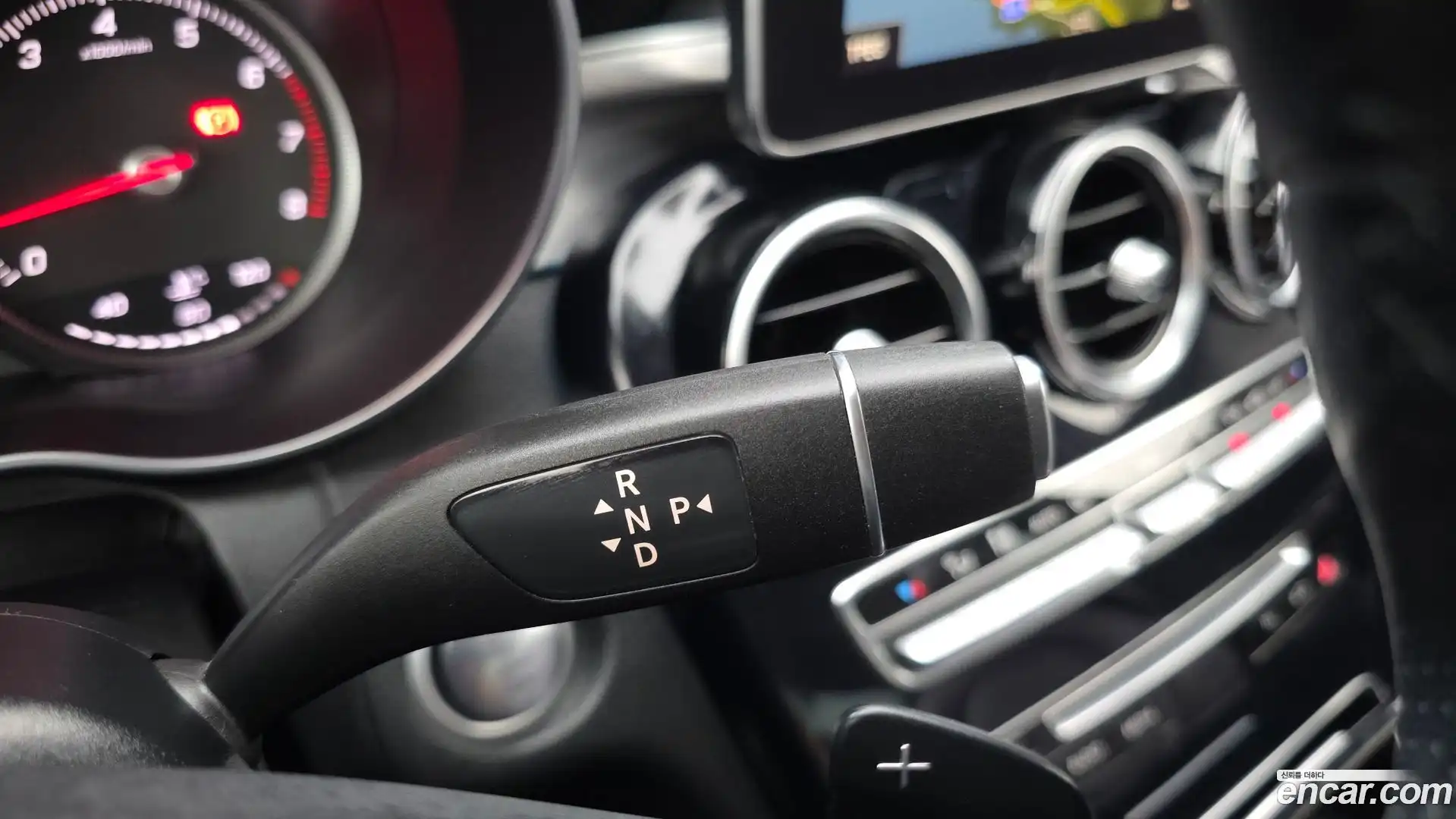 C-Class Mercedes-Benz 2017.5-INNER-009
