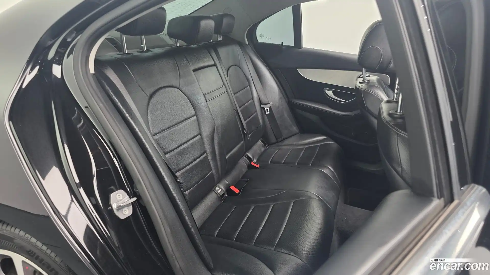 C-Class Mercedes-Benz 2017.5-OPTION-015