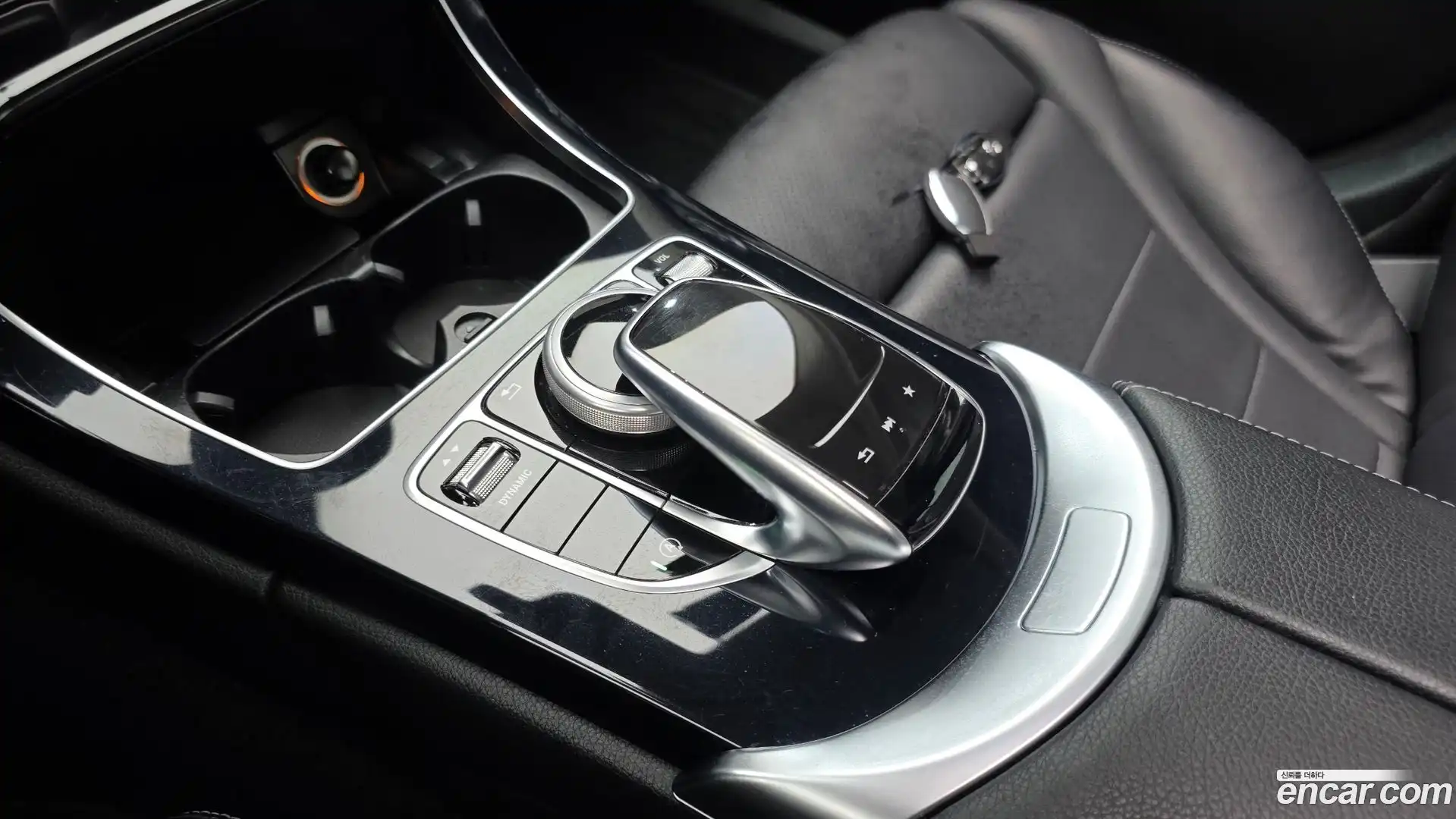 C-Class Mercedes-Benz 2017.5-OPTION-023