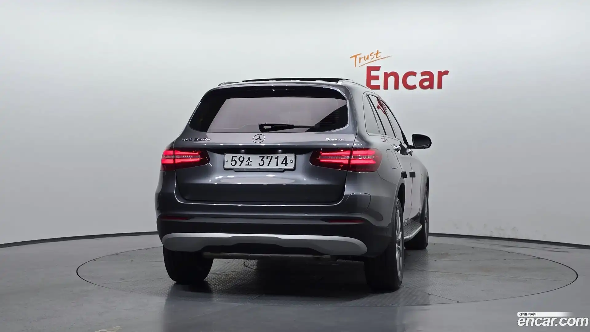 GLC-Class Mercedes-Benz 2018.3-OUTER-004