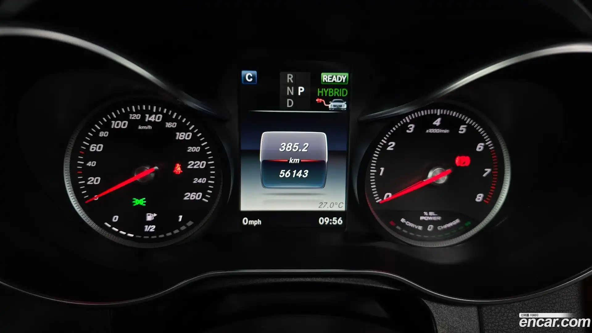 GLC-Class Mercedes-Benz 2018.3-INNER-008