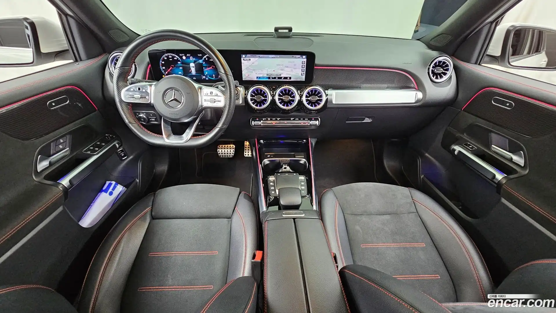 GLB-Class Mercedes-Benz 2022.6-INNER-007