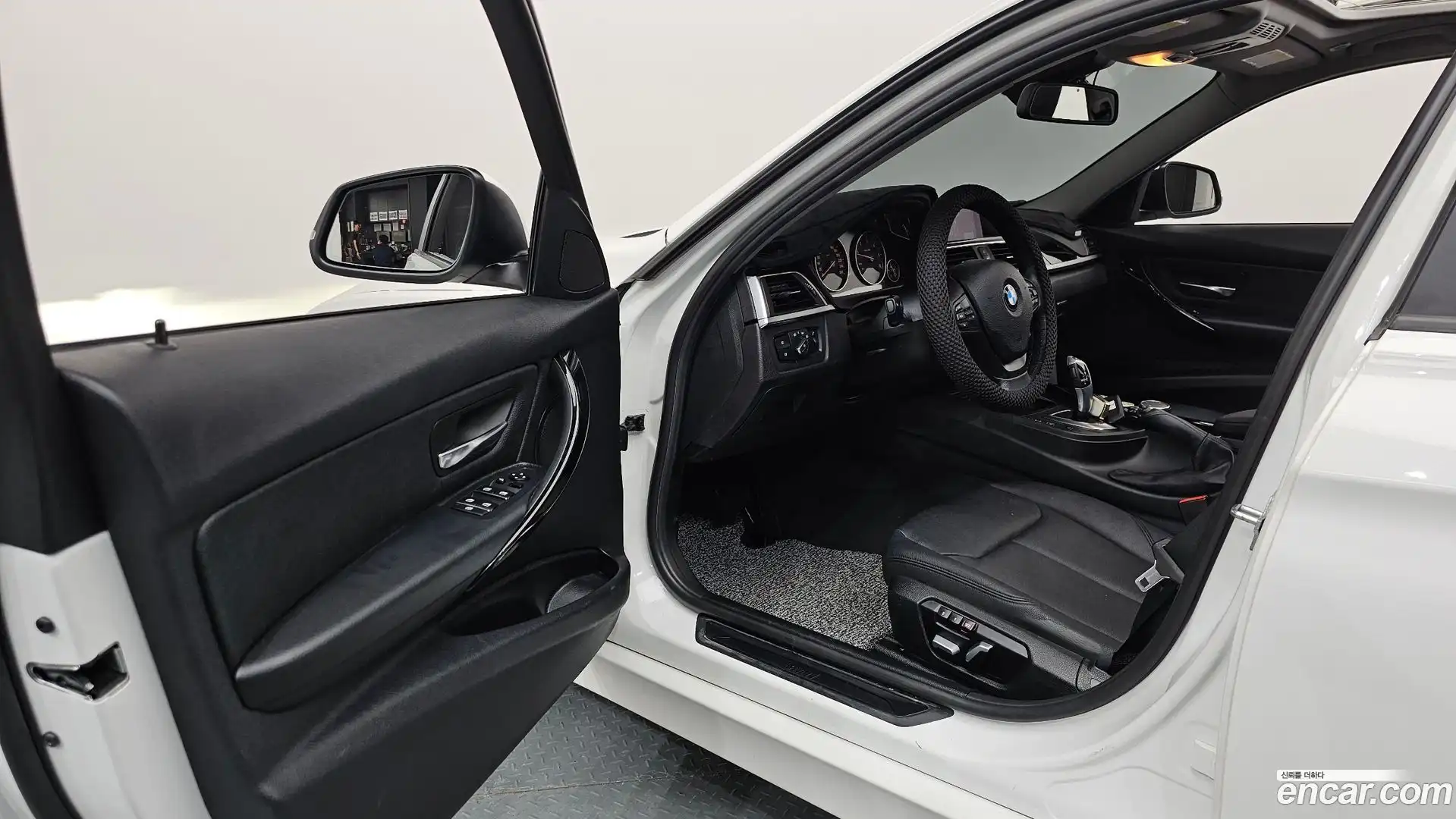 3-Series BMW 2016.3-INNER-010