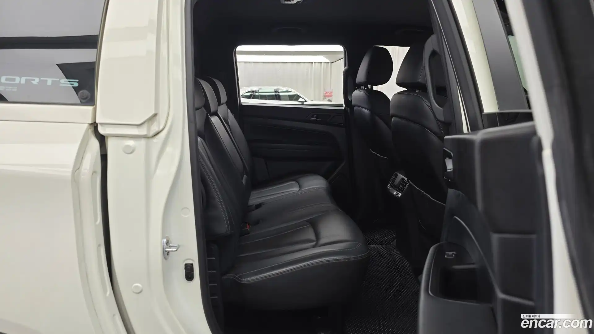 Rexton KG Mobility 2020.6-OPTION-015