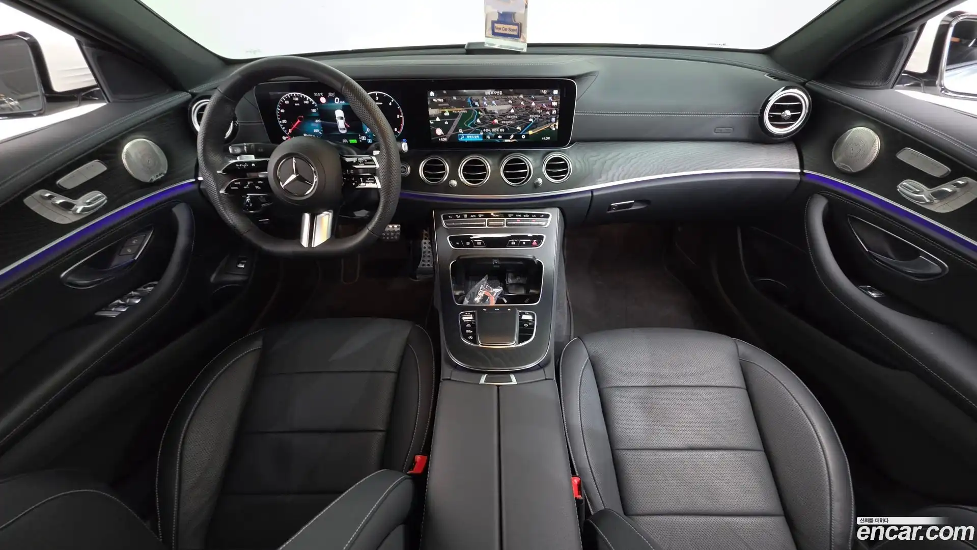 E-Class Mercedes-Benz 2023.9-INNER-007