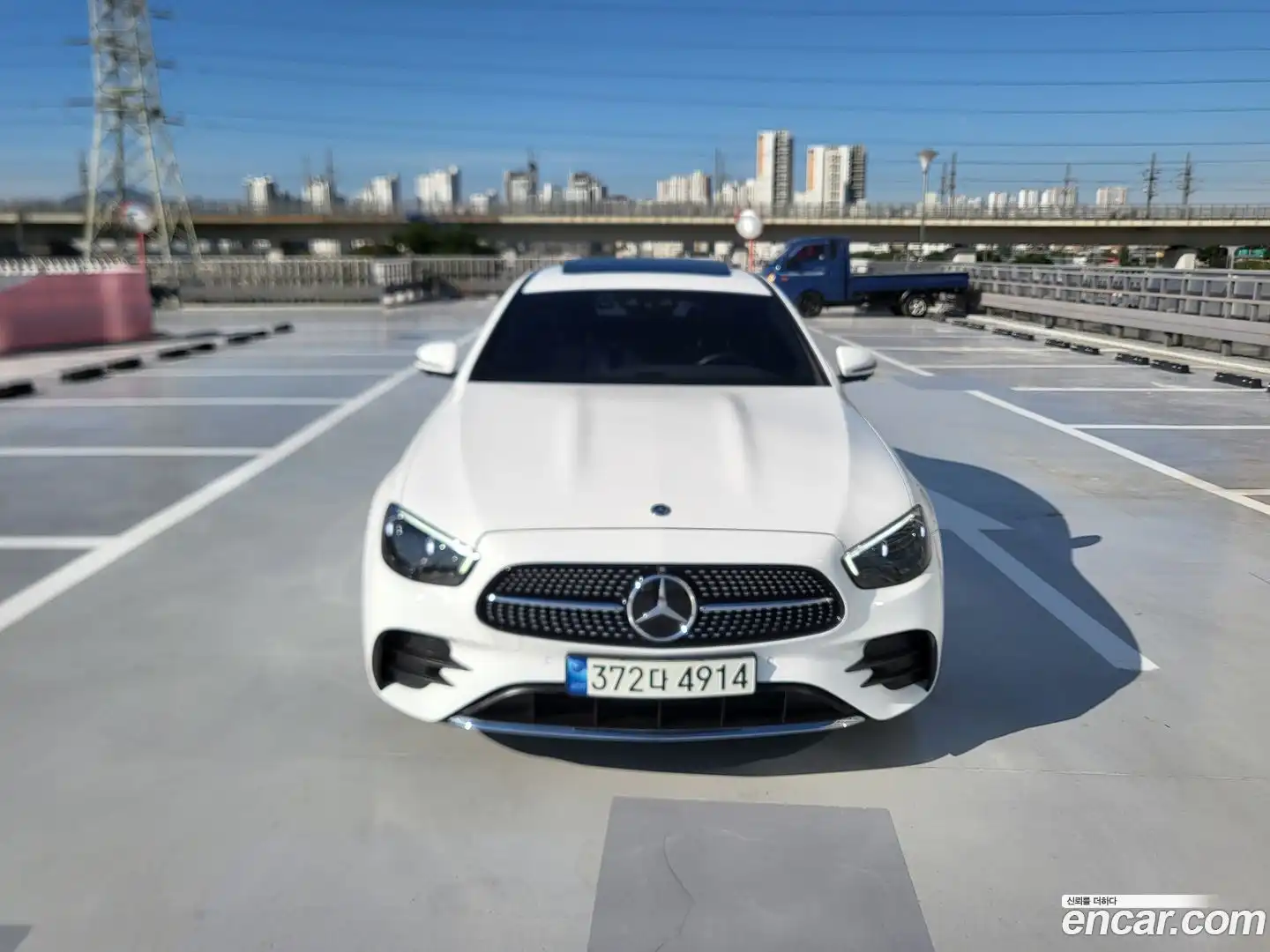 E-Class Mercedes-Benz 2021.6-OUTER-001