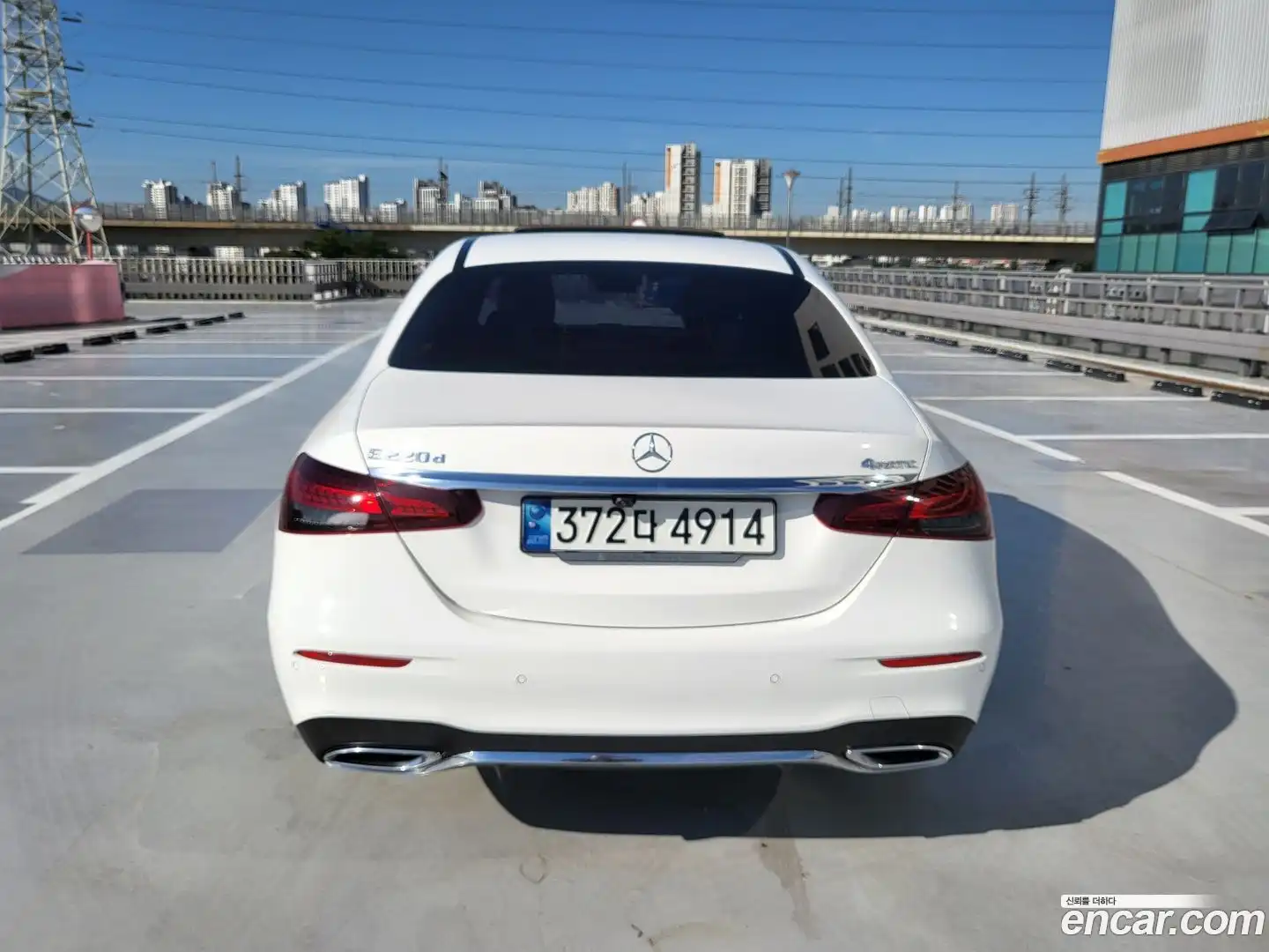 E-Class Mercedes-Benz 2021.6-OUTER-002