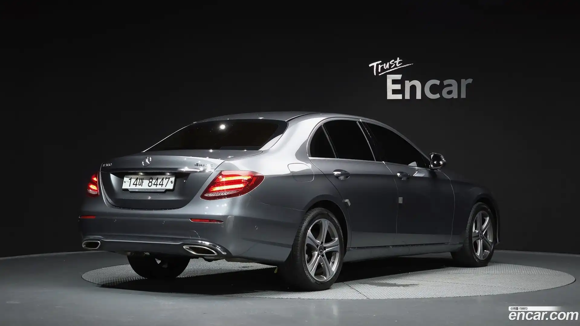 E-Class Mercedes-Benz 2018.3-OUTER-002