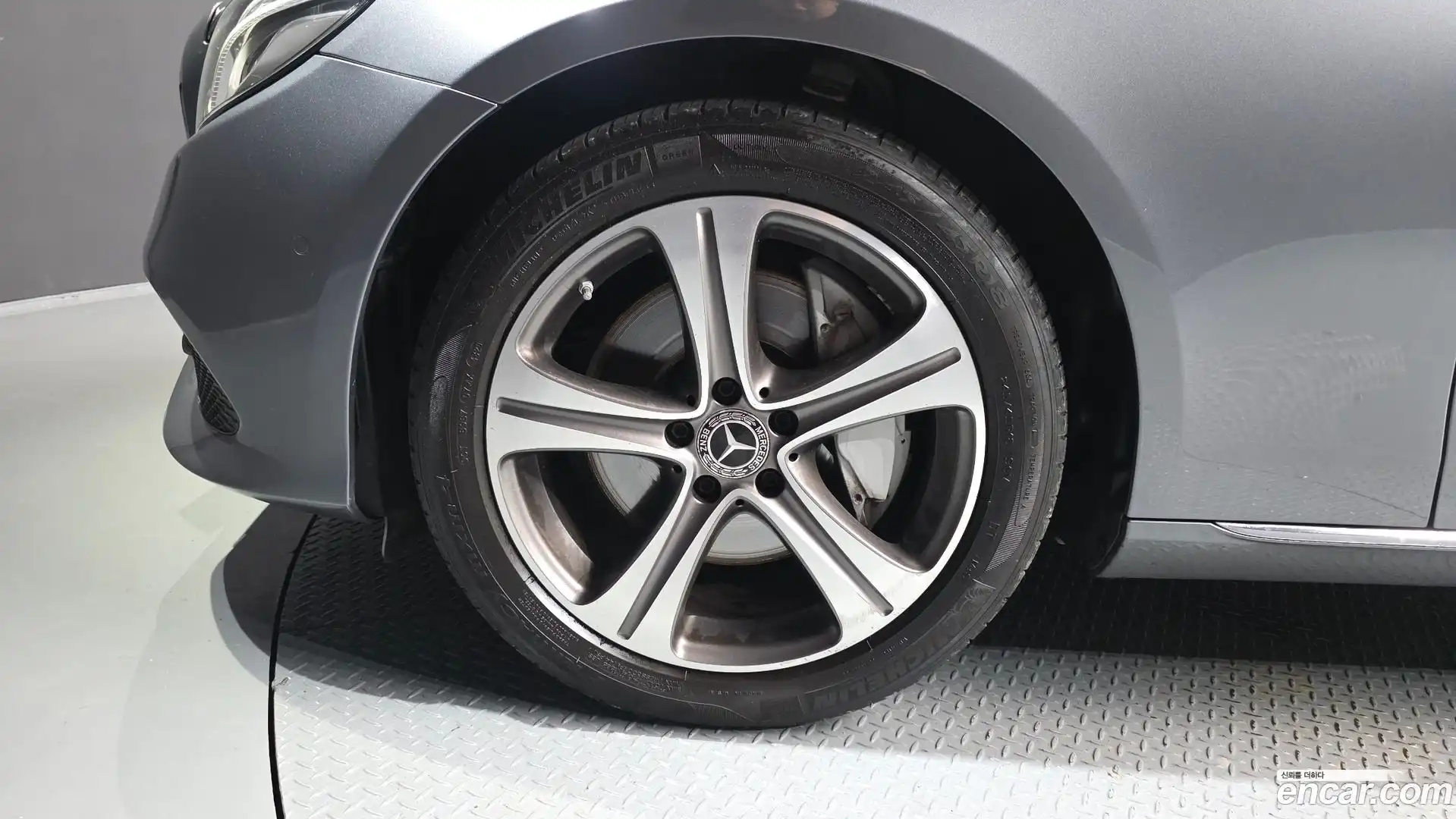 E-Class Mercedes-Benz 2018.3-OUTER-005