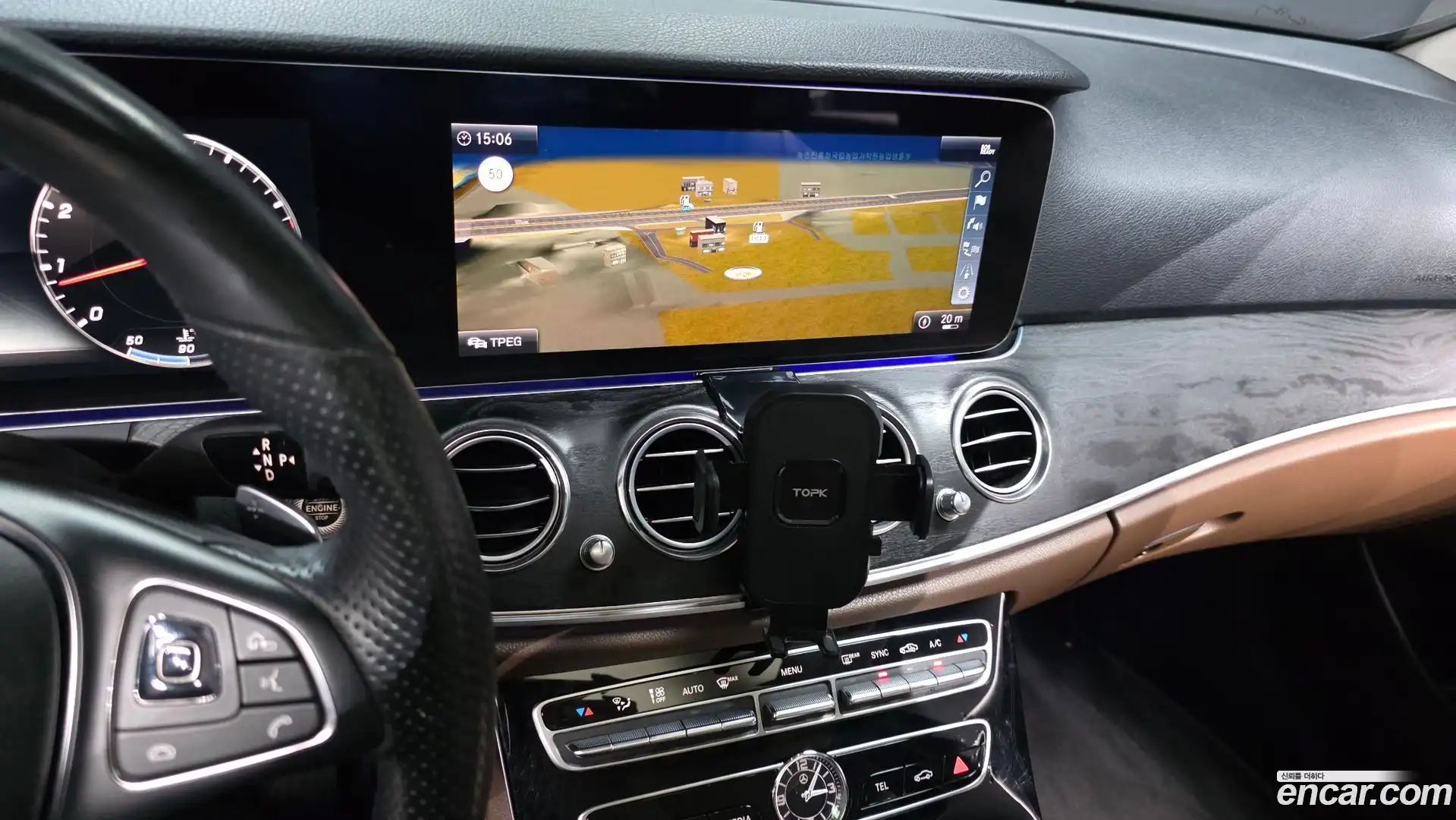 E-Class Mercedes-Benz 2018.3-OPTION-017