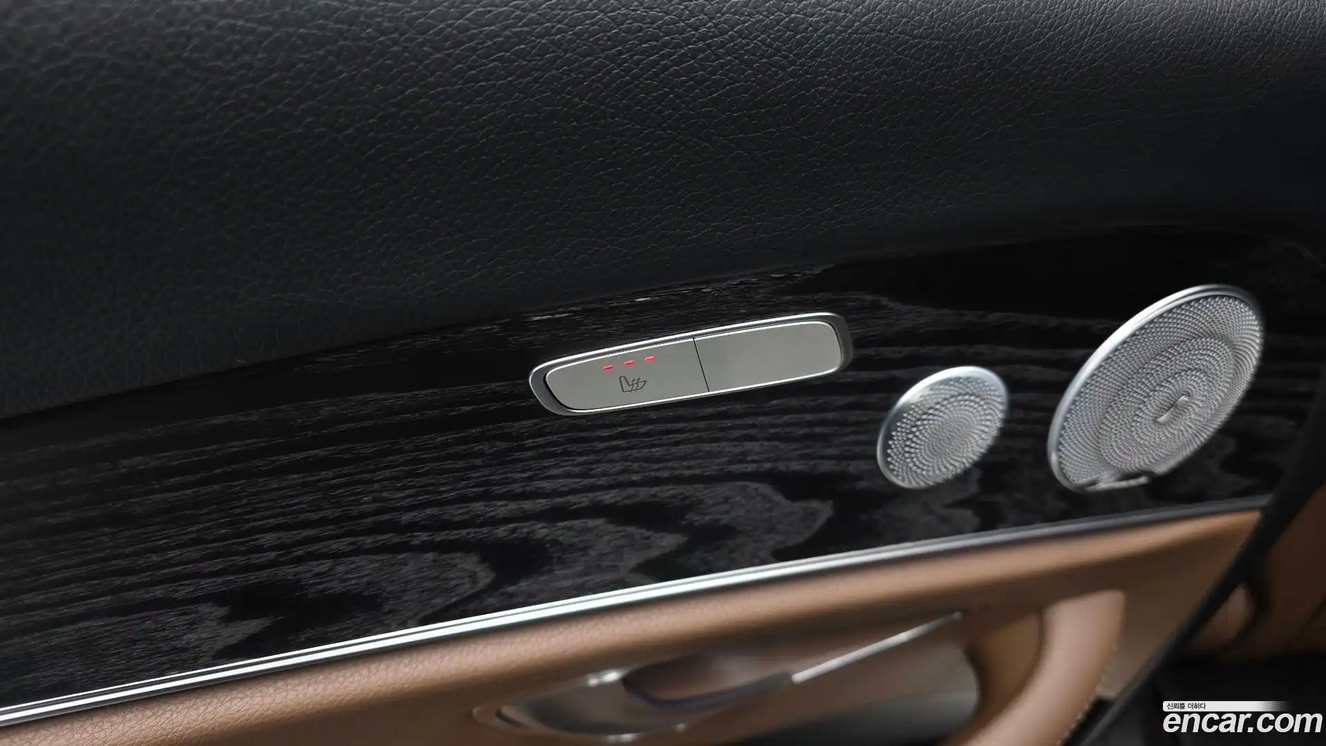 E-Class Mercedes-Benz 2018.3-OPTION-022