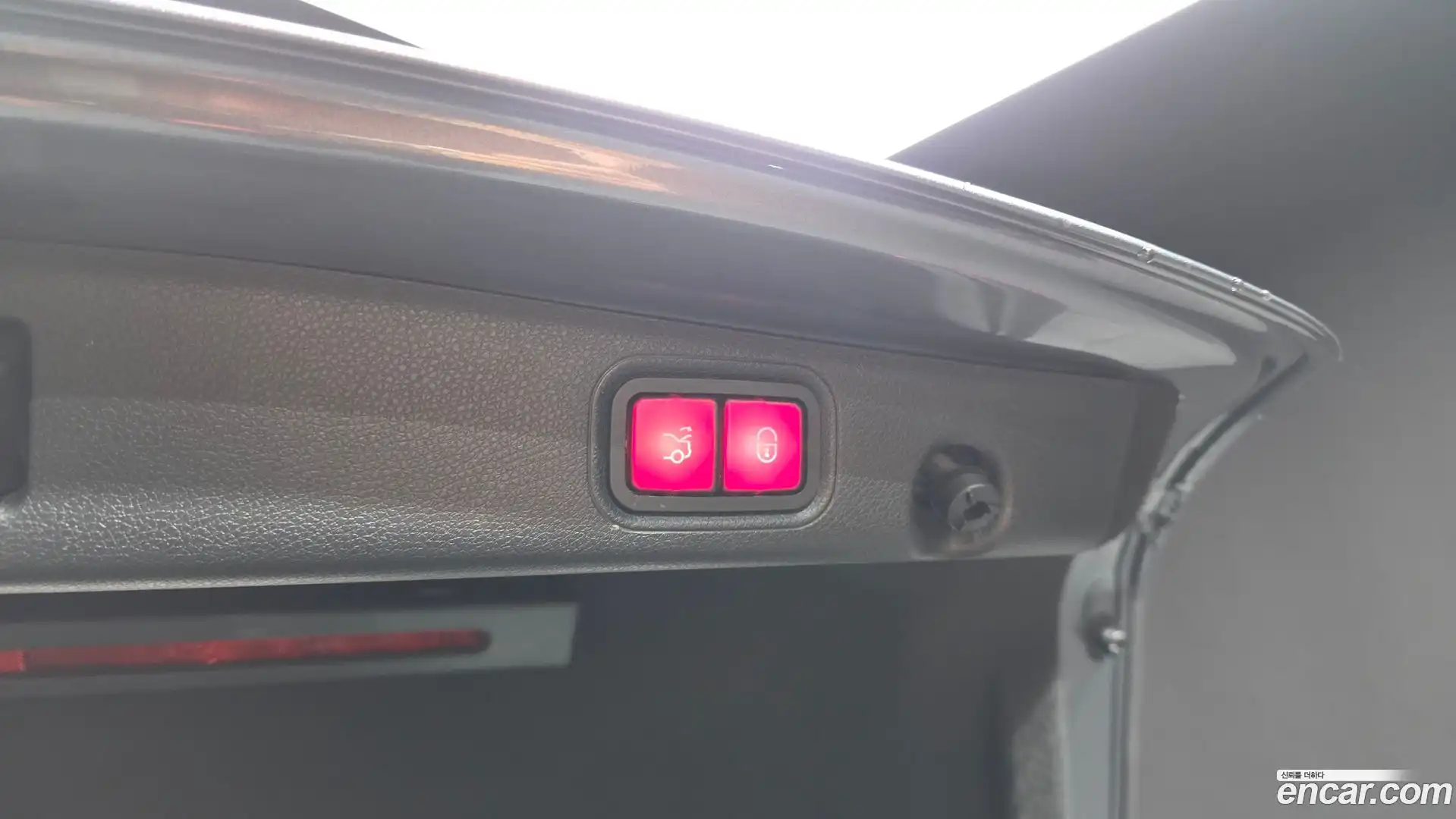 E-Class Mercedes-Benz 2018.3-OPTION-046