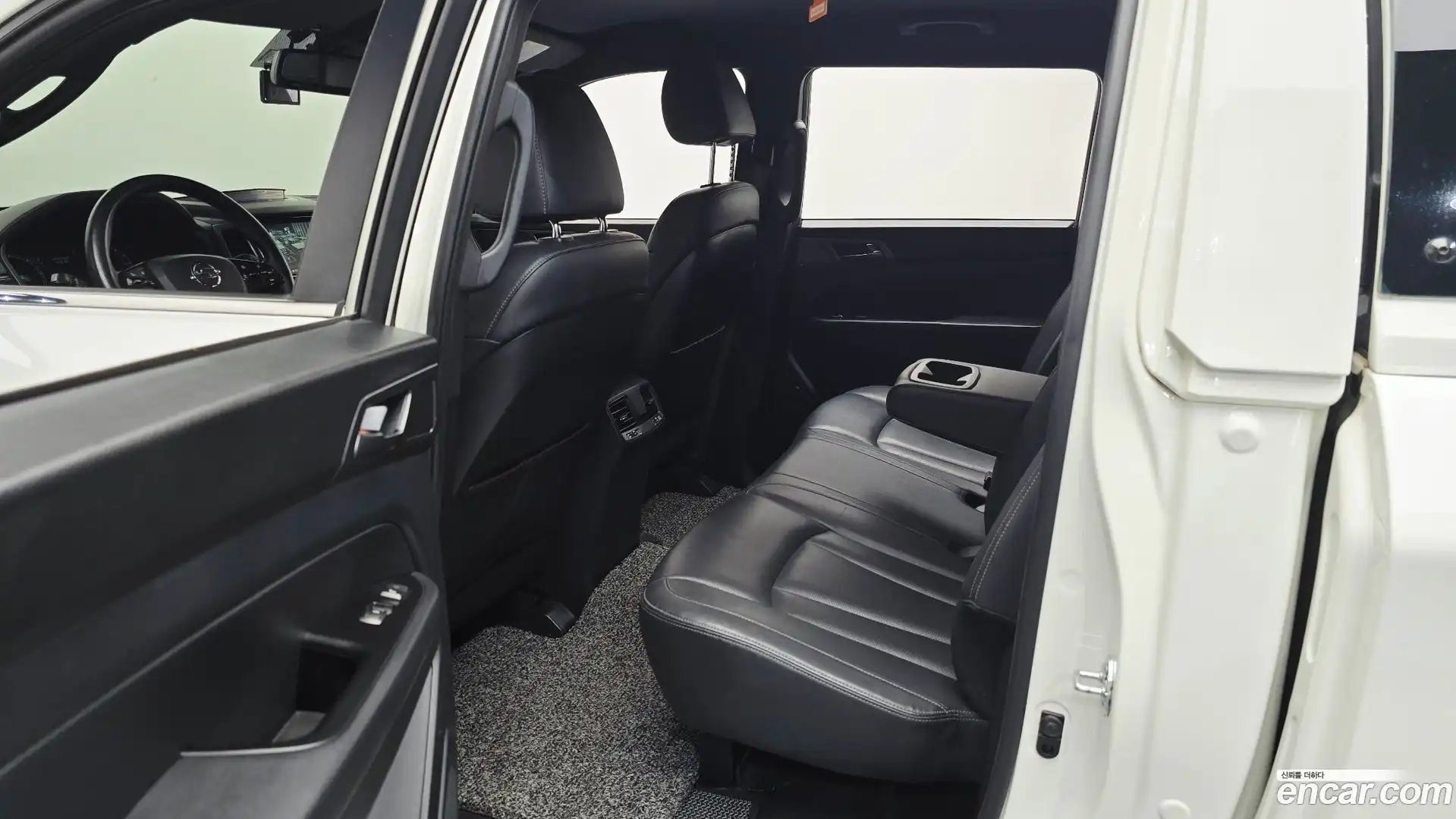 Rexton KG Mobility 2022.2-OPTION-015