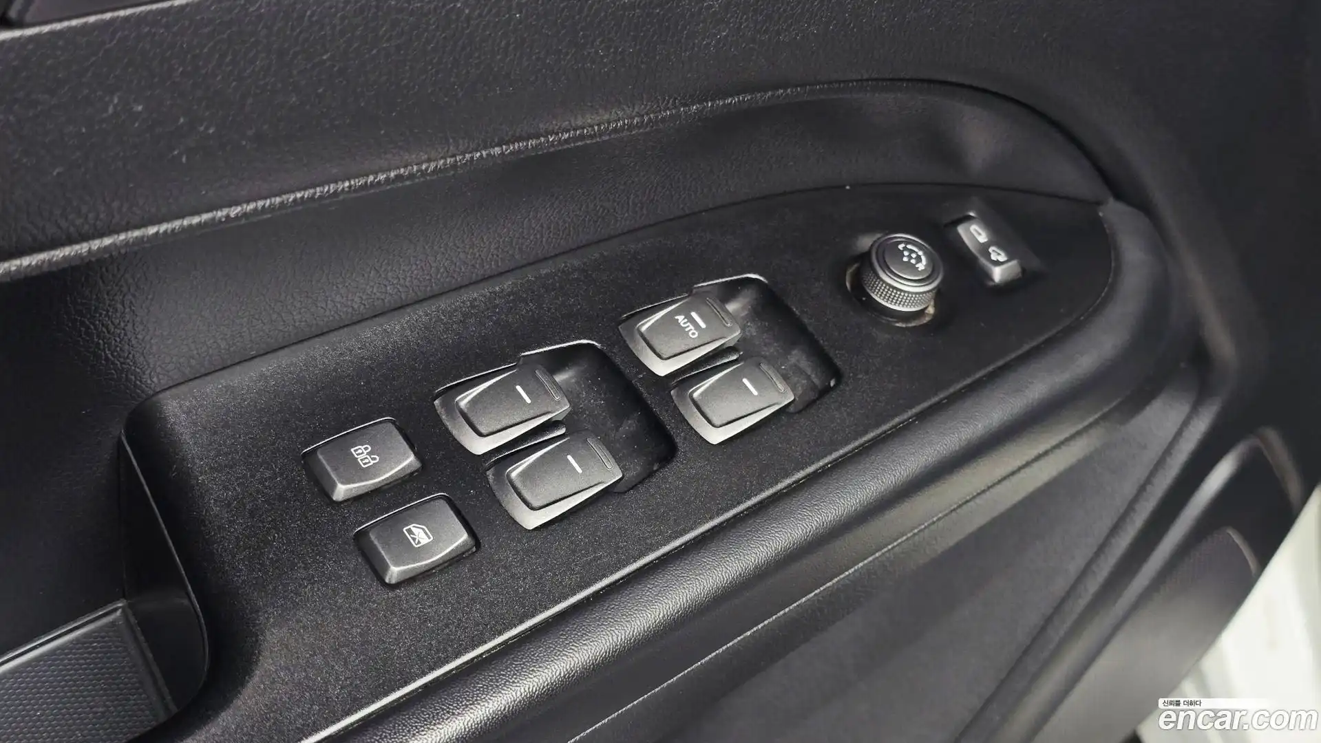Rexton KG Mobility 2022.2-OPTION-024