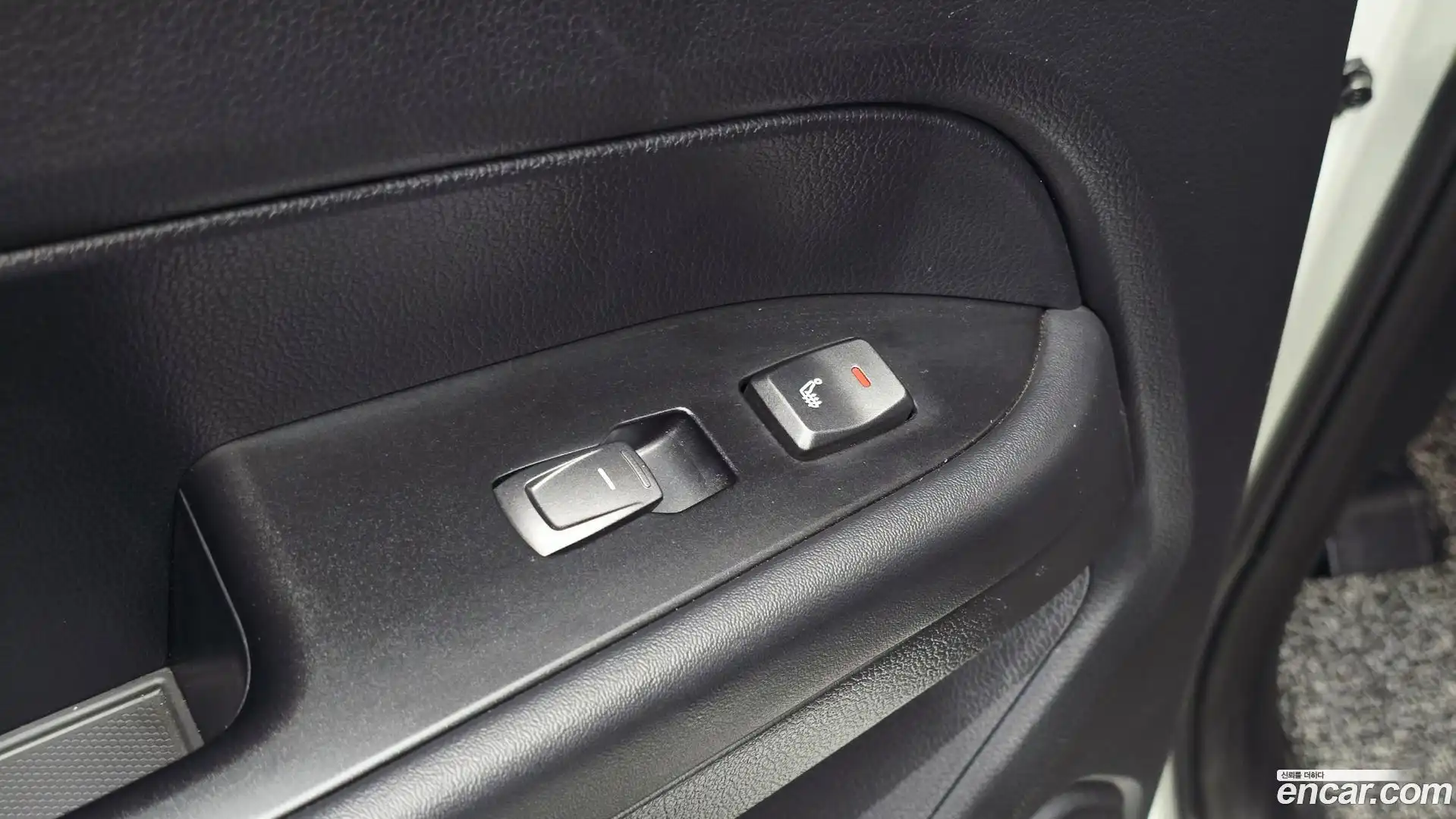 Rexton KG Mobility 2022.2-OPTION-040