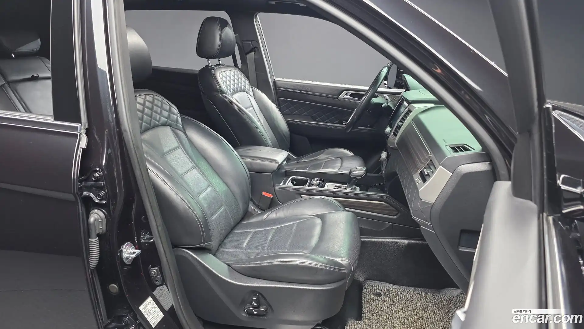 Rexton KG Mobility 2018.5-OPTION-015