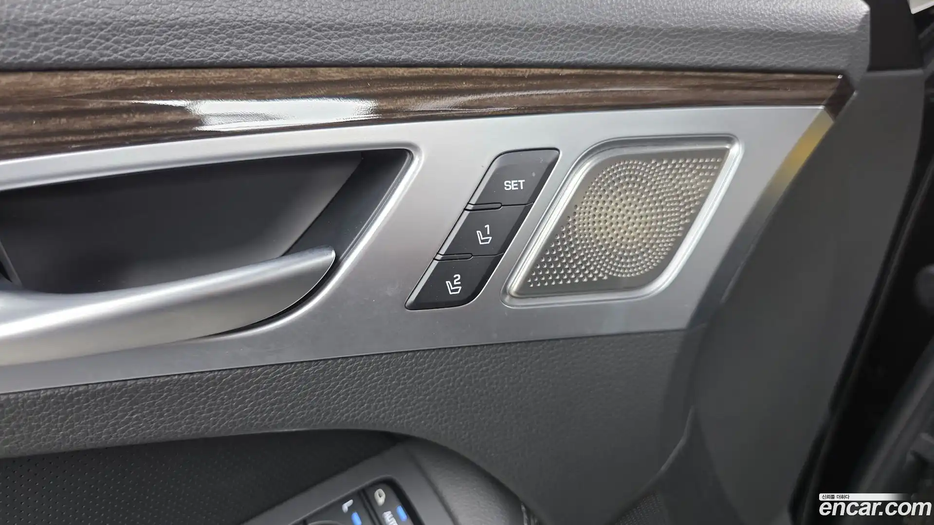 G80 Genesis 2019.5-OPTION-046