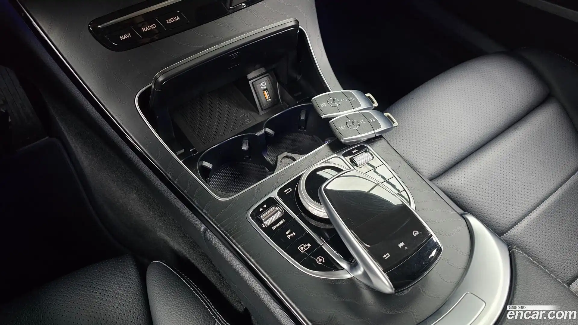 C-Class Mercedes-Benz 2019.6-INNER-009