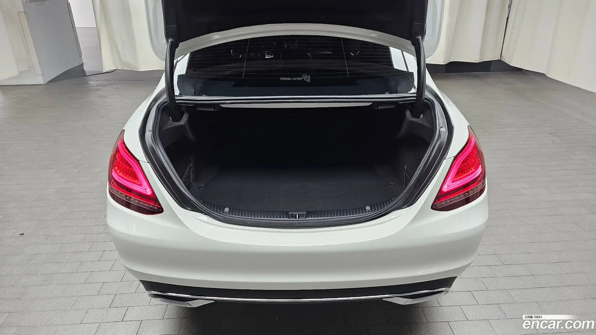 C-Class Mercedes-Benz 2019.6-OPTION-019